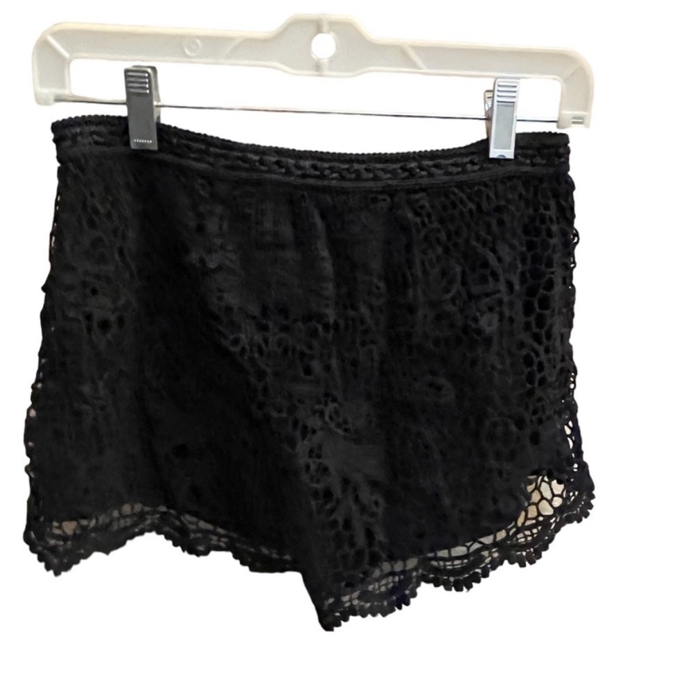 CROCHET SHORTS TARGET MERONA Black Lace BOHO Chic Bohemian NWOT Beach SM EUC